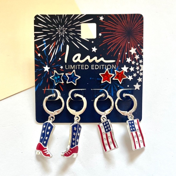 🏷️🎉limited edition🎉 red white blue july 4th pair of 4 earrings set - Picture 3 of 9